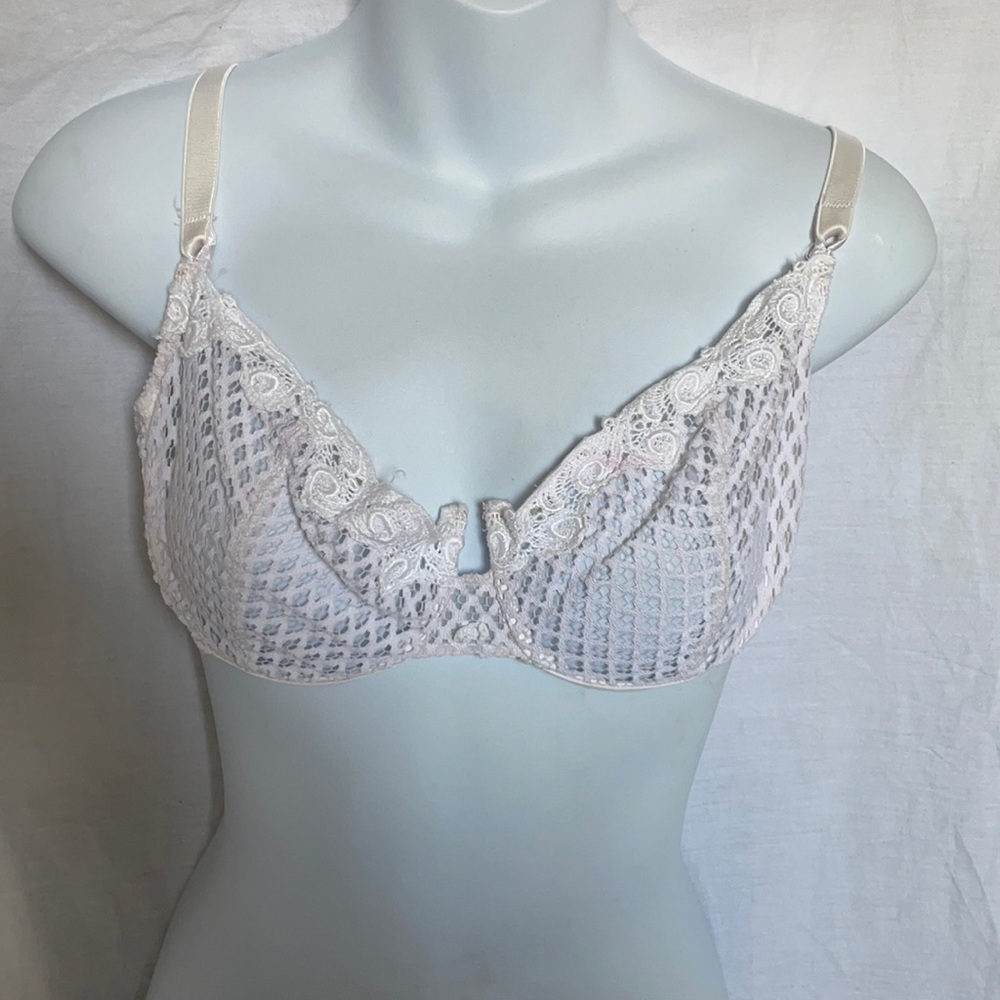 VTG lace Christian Dior bra
